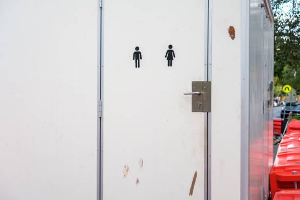 Best Portable restroom trailer rental  in Louisville, TN